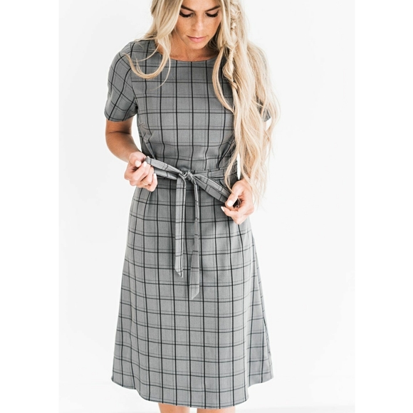 Jessekae Dresses & Skirts - 🌟♡🌸Host💐💐Pick🌸♡🌟 Jessakae Natalie Grid Dress